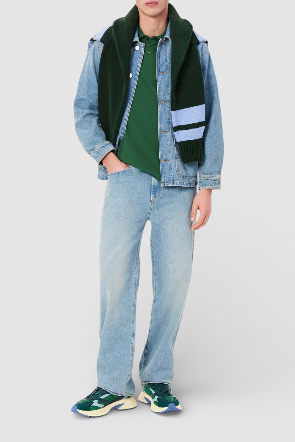 תמונת כל הלוק של חולצת פולו